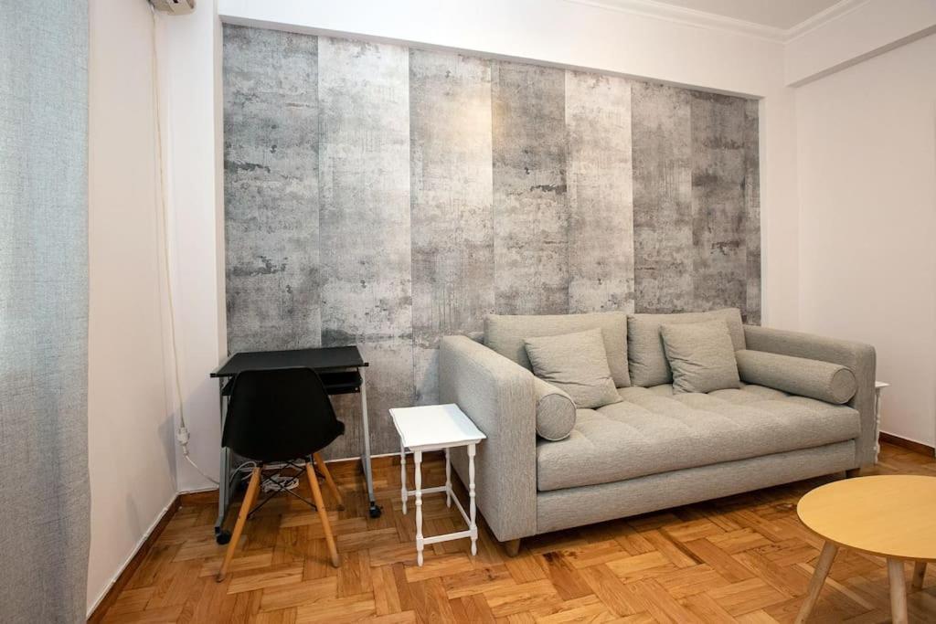 Stylish And Comfortable Apartment Афины Экстерьер фото